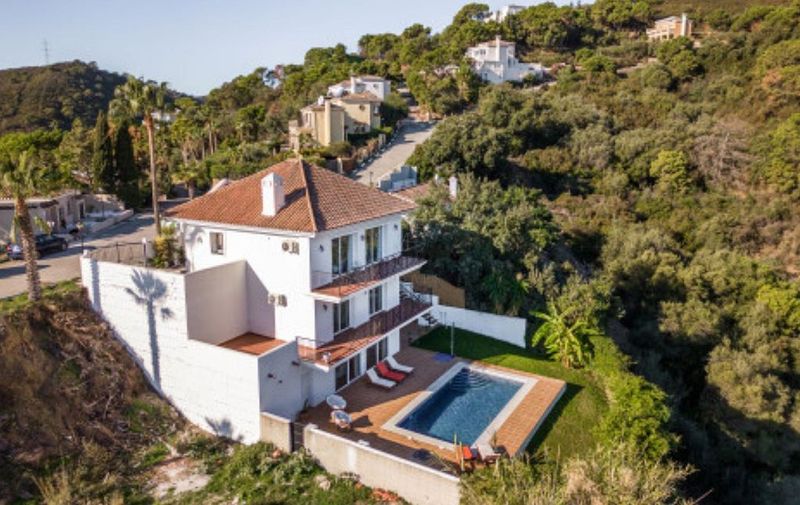 3 bedrooms Villa in Estepona, Spain No. 237610