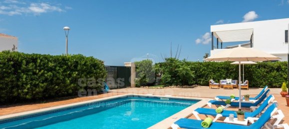 Casa de 4 dormitorios en Cala Blanca, Spain No. 136692 3