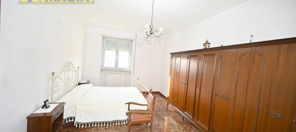 5-salle Appartement à Ascoli Piceno, Italy No. 25487 7