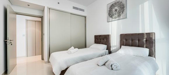 2 bedrooms Apartment in Dubai, UAE No. 20951 2