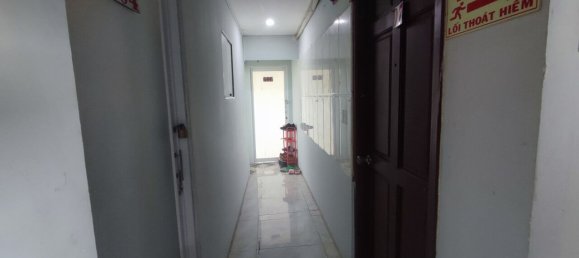 132m² House in District 7, Vietnam No. 7337 3