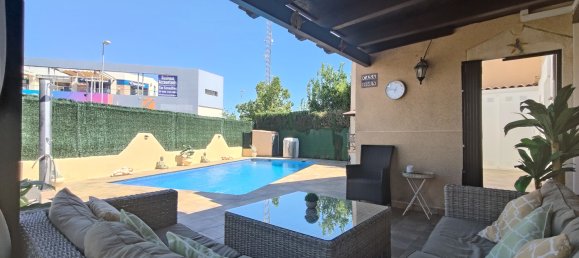 3 Schlafzimmer Villa in La Zenia, Spain, Nr. 213084 2