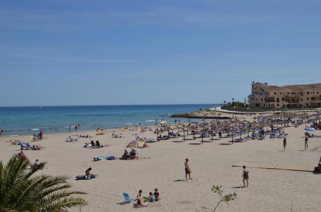 3 Schlafzimmer Villa in La Zenia, Spain, Nr. 213084