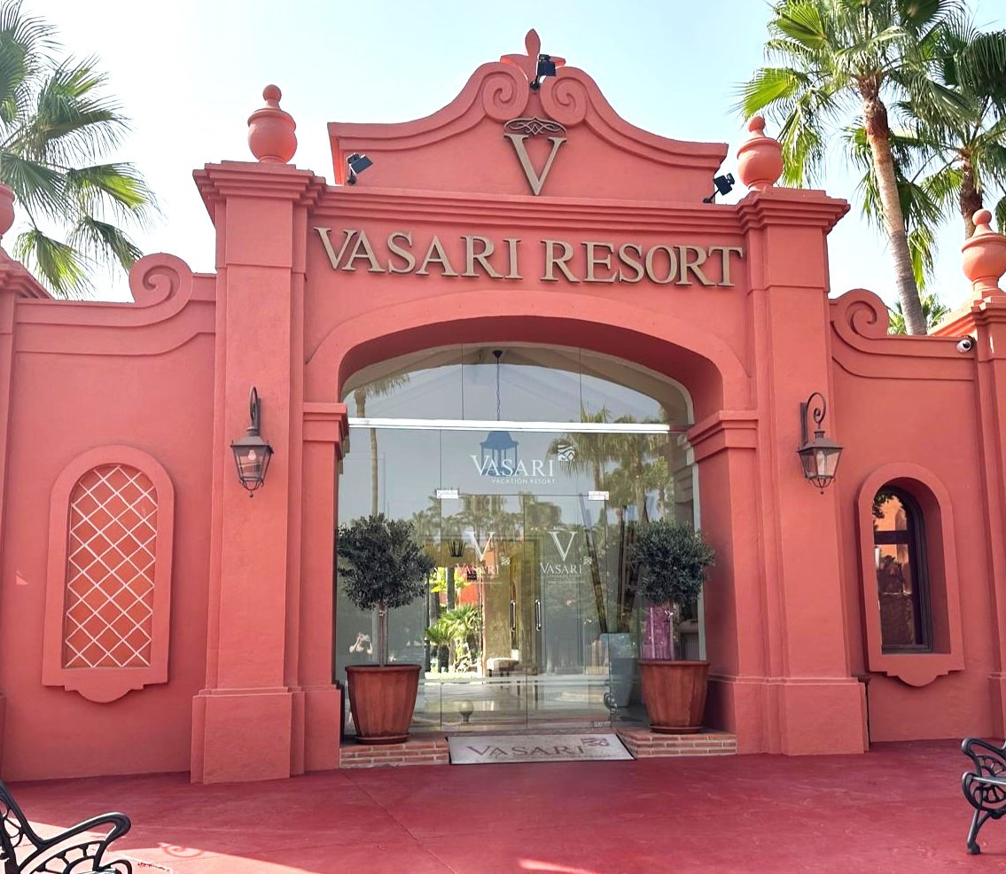 Apartamento de 4 dormitorios en Marbella, Spain No. 212534