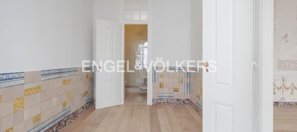 2 bedrooms Apartment in Lisbon, Portugal No. 10777 6