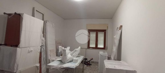 5 rooms Apartment in Cosenza, Italy No. 166499 10