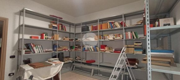 5 rooms Apartment in Cosenza, Italy No. 166499 17