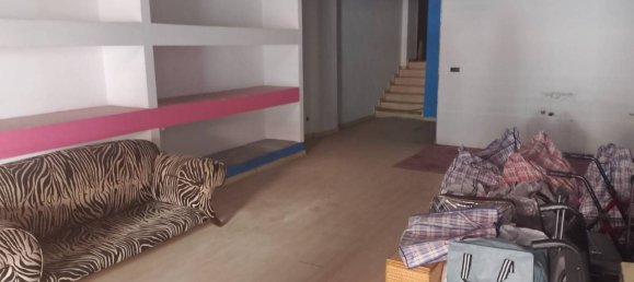 130m² Commercial property in Valencia, Spain No. 175896 2