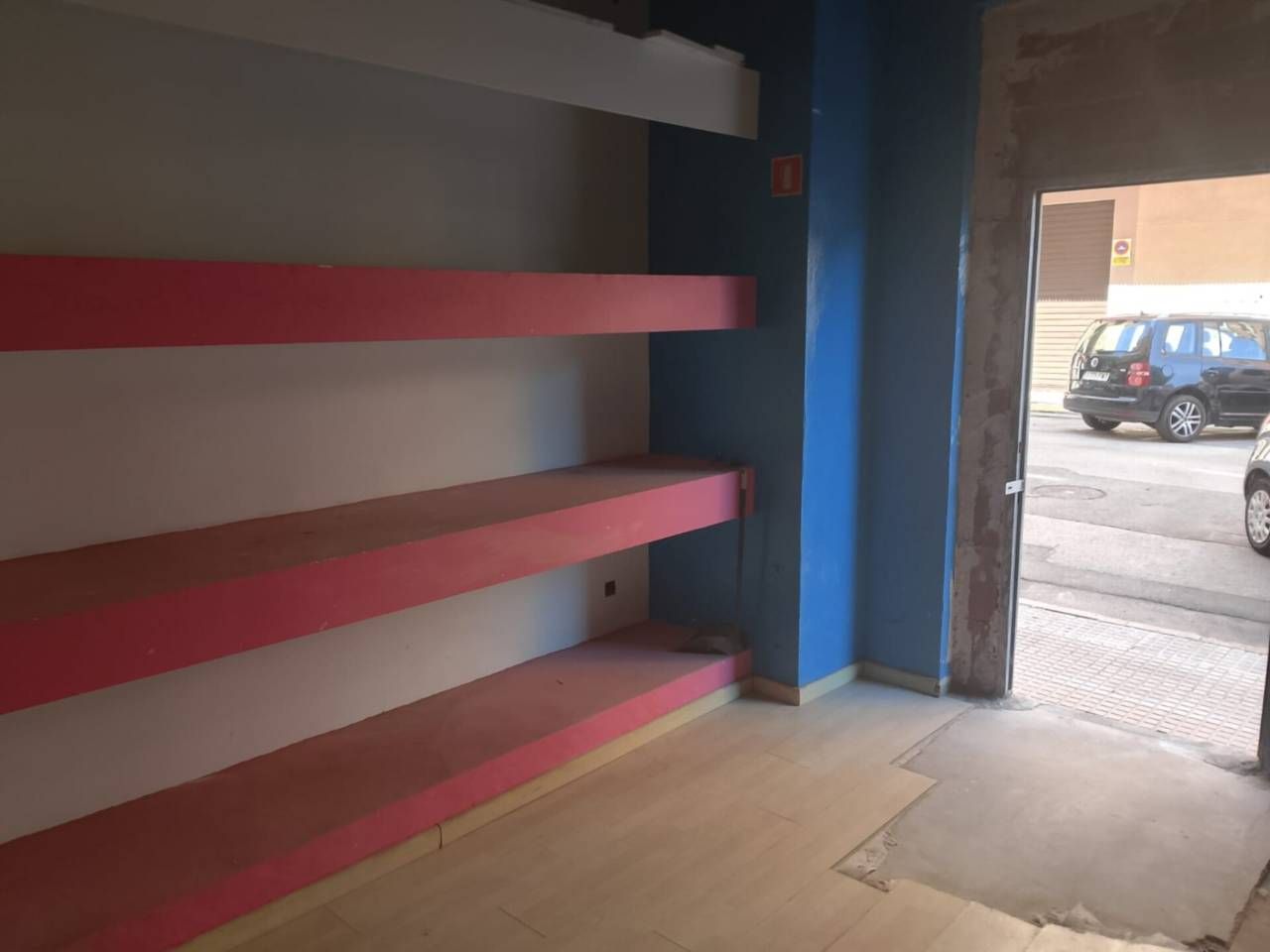 130m² Commercial property in Valencia, Spain No. 175896