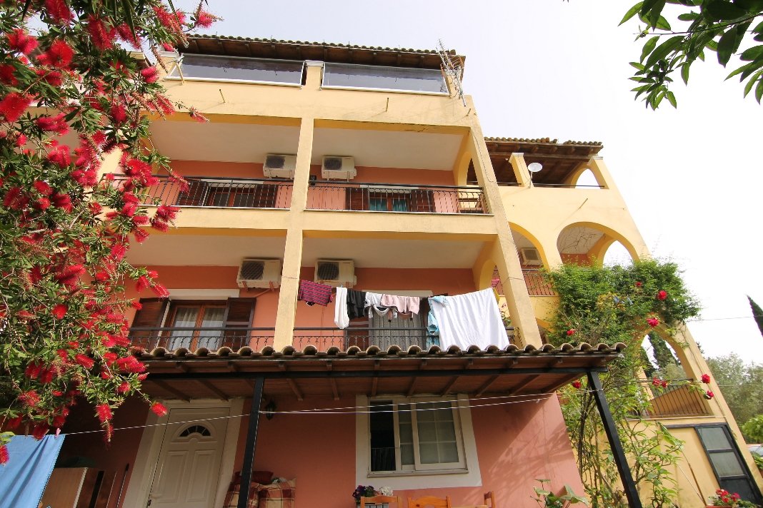 469 m² adosado en venta en Corfu, Central Corfu and Diapontian Islands, Corfu, Ionian Islands, Peloponnese, Western Greece and the Ionian, Greece № 6321