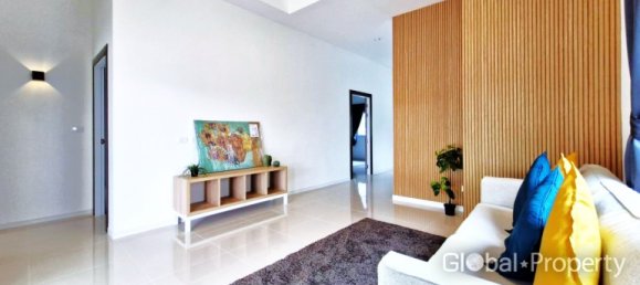 3 bedrooms Cafe / restaurant in Pattaya, Thailand No. 23042 11