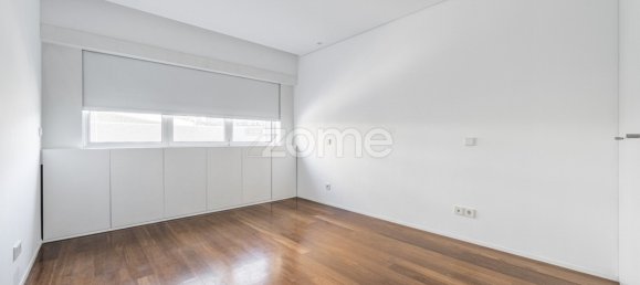 Apartamento de 4 dormitorios en Matosinhos, Portugal No. 109871 22