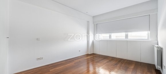 Apartamento de 4 dormitorios en Matosinhos, Portugal No. 109871 26