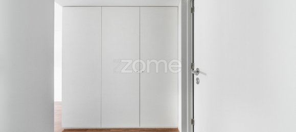 Apartamento de 4 dormitorios en Matosinhos, Portugal No. 109871 17