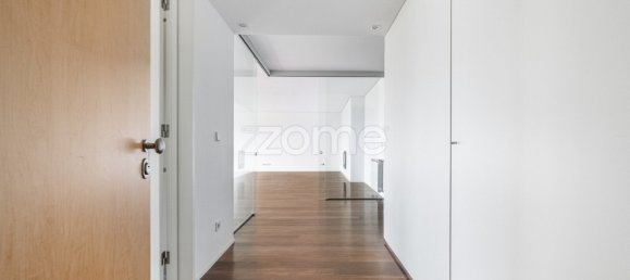 Apartamento de 4 dormitorios en Matosinhos, Portugal No. 109871 16