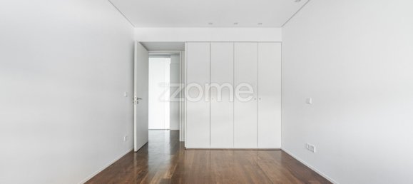 Apartamento de 4 dormitorios en Matosinhos, Portugal No. 109871 24