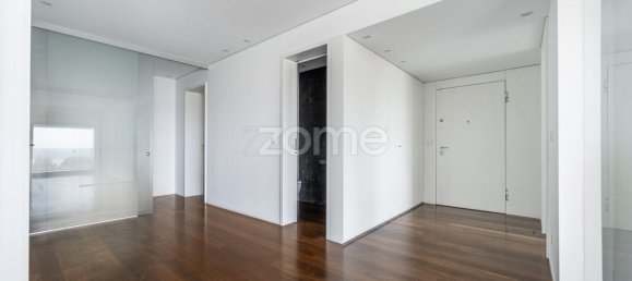 Apartamento de 4 dormitorios en Matosinhos, Portugal No. 109871 6