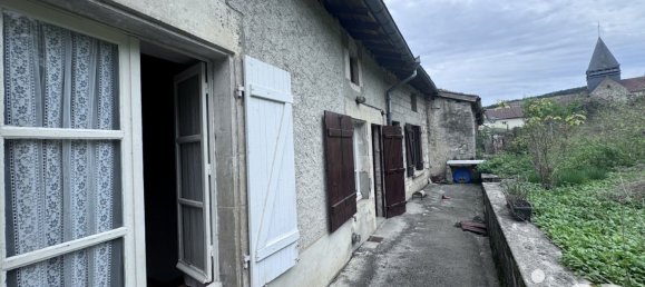 3 bedrooms House in Poissons, France No. 252735 3