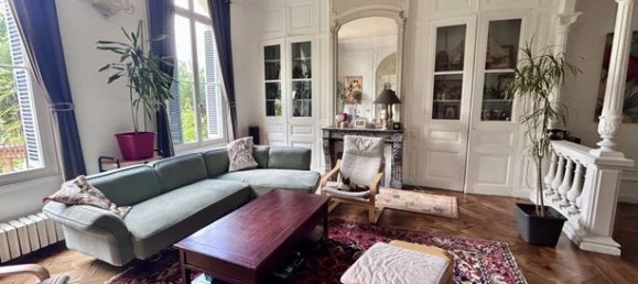 7 bedrooms House in Saint-Pierre-les-Elbeuf, France No. 310144 6