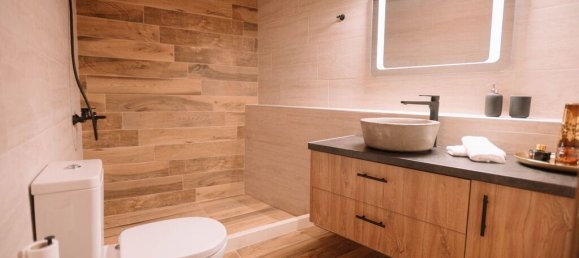 3 bedrooms Commercial property in Heraklion, Greece No. 2736 7