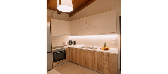 3 bedrooms Commercial property in Heraklion, Greece No. 2736 2