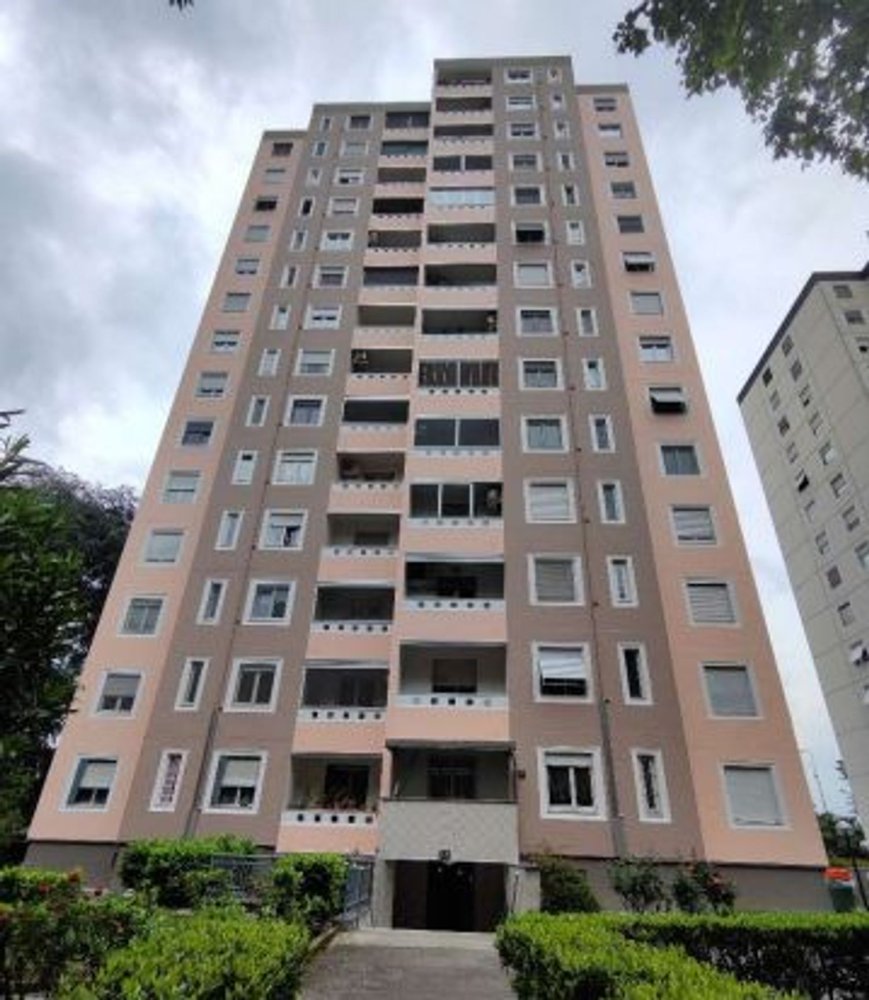 3غرفة شقة في Milan, Italy رقم 240014