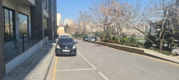 3 bedrooms Apartment in Yasamal, Azerbaijan No. 1785 5