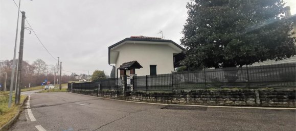 3 غرف نوم فيلا في Casnate con Bernate, Italy رقم 73987 25