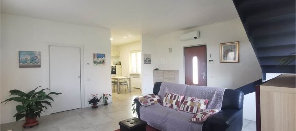 3 غرف نوم فيلا في Casnate con Bernate, Italy رقم 73987 20