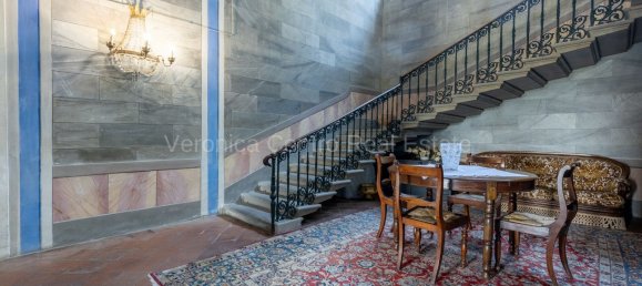 10 bedrooms Villa in Capannori, Italy No. 181937 9