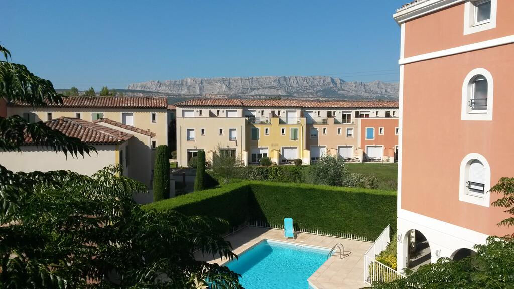 1 bedroom Apartment in Rousset, France No. 294220