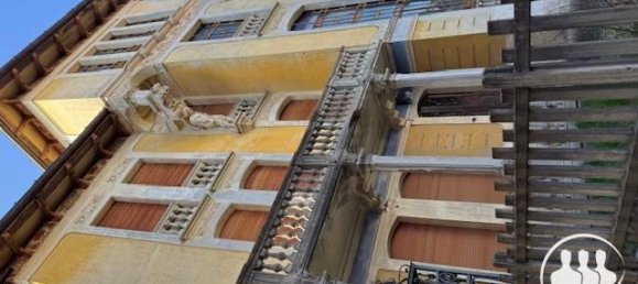 7 rooms House in Valdilana, Italy No. 2129 10