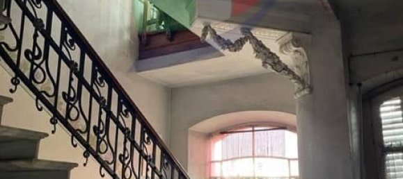 7 rooms House in Valdilana, Italy No. 2129 4