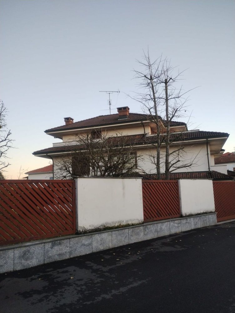 8 bedrooms Villa in Vigevano, Italy No. 392046