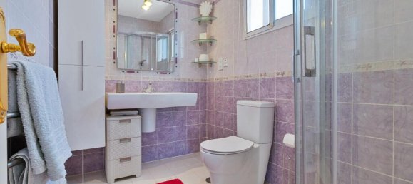 3 bedrooms Villa in Fuengirola, Spain No. 185671 19