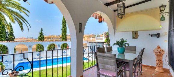 3 bedrooms Villa in Fuengirola, Spain No. 185671 7