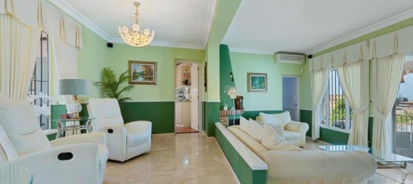 3 bedrooms Villa in Fuengirola, Spain No. 185671 13