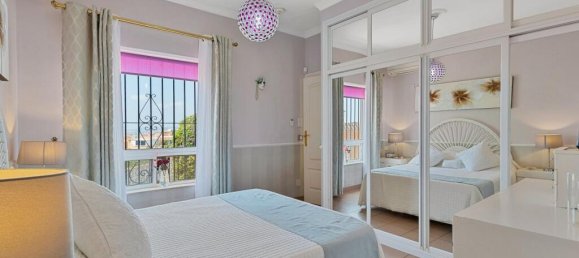 3 bedrooms Villa in Fuengirola, Spain No. 185671 17