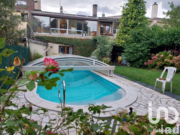 4 bedrooms House in Montfermeil, France No. 315349