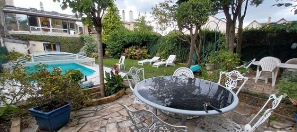 4 bedrooms House in Montfermeil, France No. 315349 14