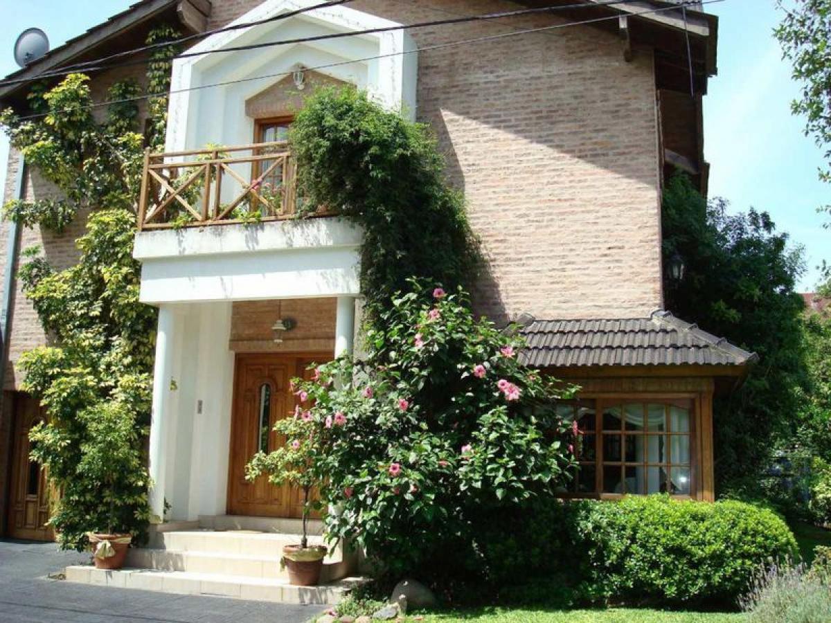 3 Schlafzimmer Haus in San Miguel, Argentina, Nr. 19553