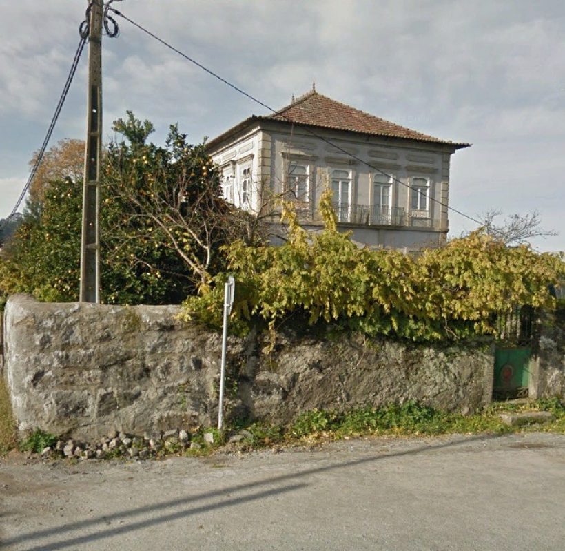 3 bedrooms Commercial property in Guia, Portugal No. 194595