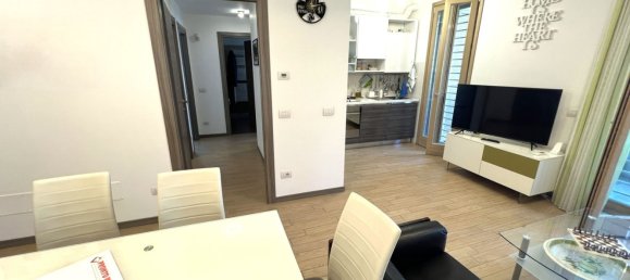 Dúplex de 3 habitaciónes en San Donato Milanese, Italy No. 5010 2