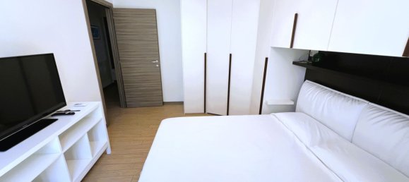 Dúplex de 3 habitaciónes en San Donato Milanese, Italy No. 5010 23