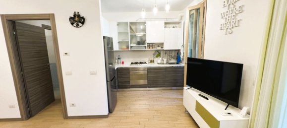 Dúplex de 3 habitaciónes en San Donato Milanese, Italy No. 5010 7