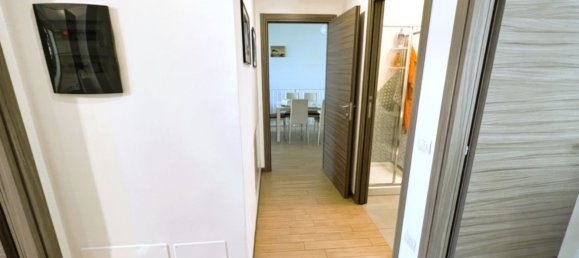 Dúplex de 3 habitaciónes en San Donato Milanese, Italy No. 5010 21