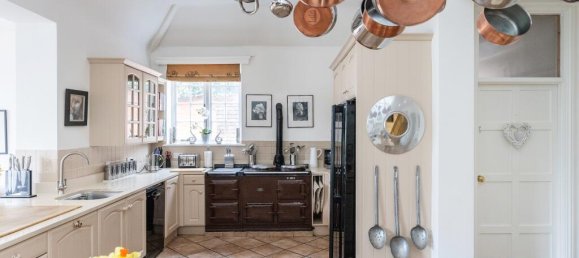 8 bedrooms House in Streatham, United Kingdom No. 13156 57