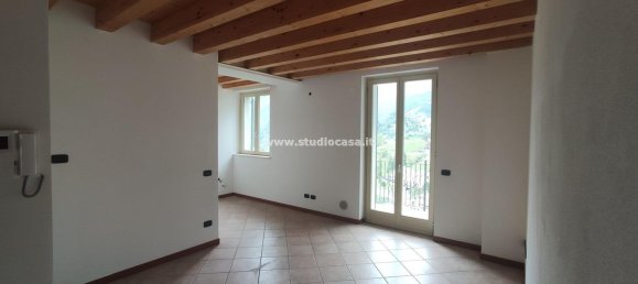 2 rooms Apartment in Oltre il Colle, Italy No. 151703 4