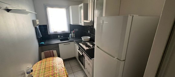 Apartamento de 3 habitaciónes en Bobigny, France No. 362698 4