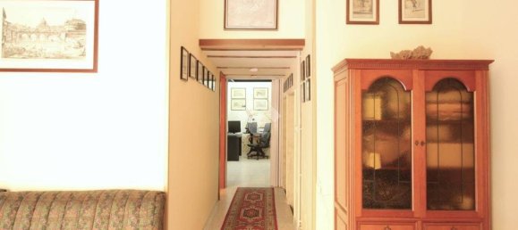 Oficina en Brindisi, Italy 61 m² No. 80072 4